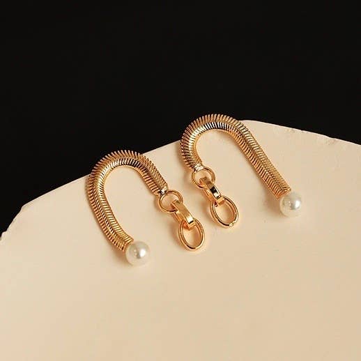 U Shape Chain Pearl Earrings